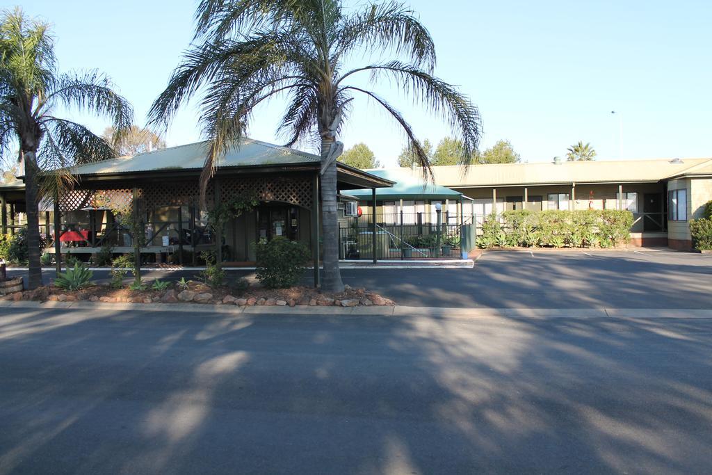 Lake Forbes Motel Экстерьер фото