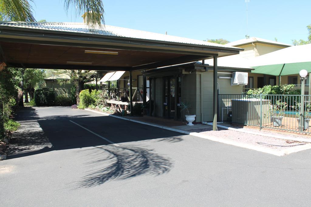 Lake Forbes Motel Экстерьер фото