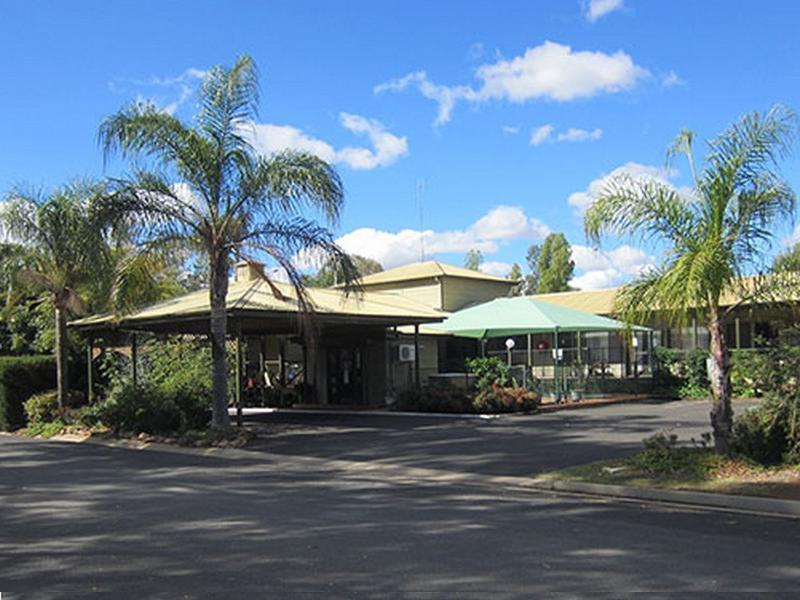 Lake Forbes Motel Экстерьер фото